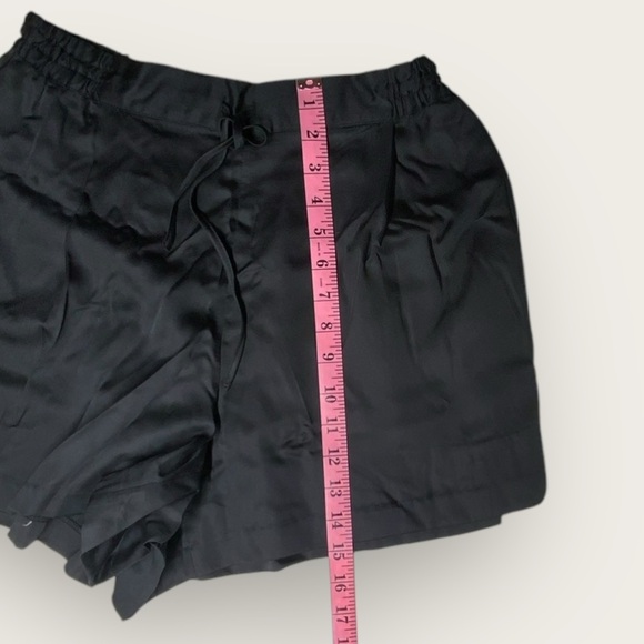 NWT | Ettitude | Signature Sateen Shortie PJ Sleep Shorts | Black | S/M - Picture 9 of 9